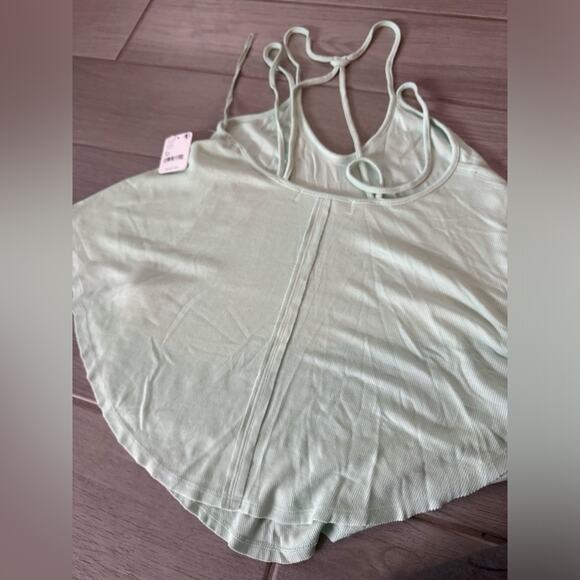 Free people‎ tank - Picture 6 of 6